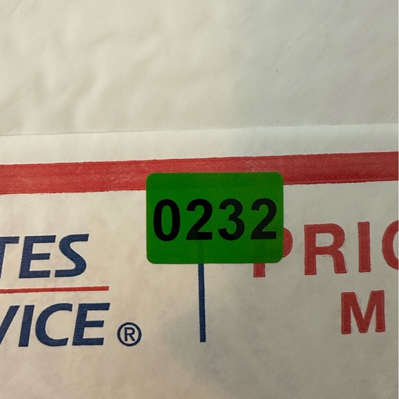 Thirty-One Watercolor Stripe Expandable Pouch - Picture 6 of 6